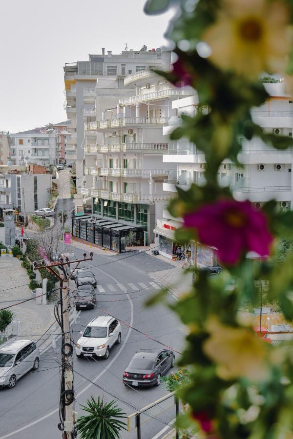 Vila Jon'A ساراندا المظهر الخارجي الصورة