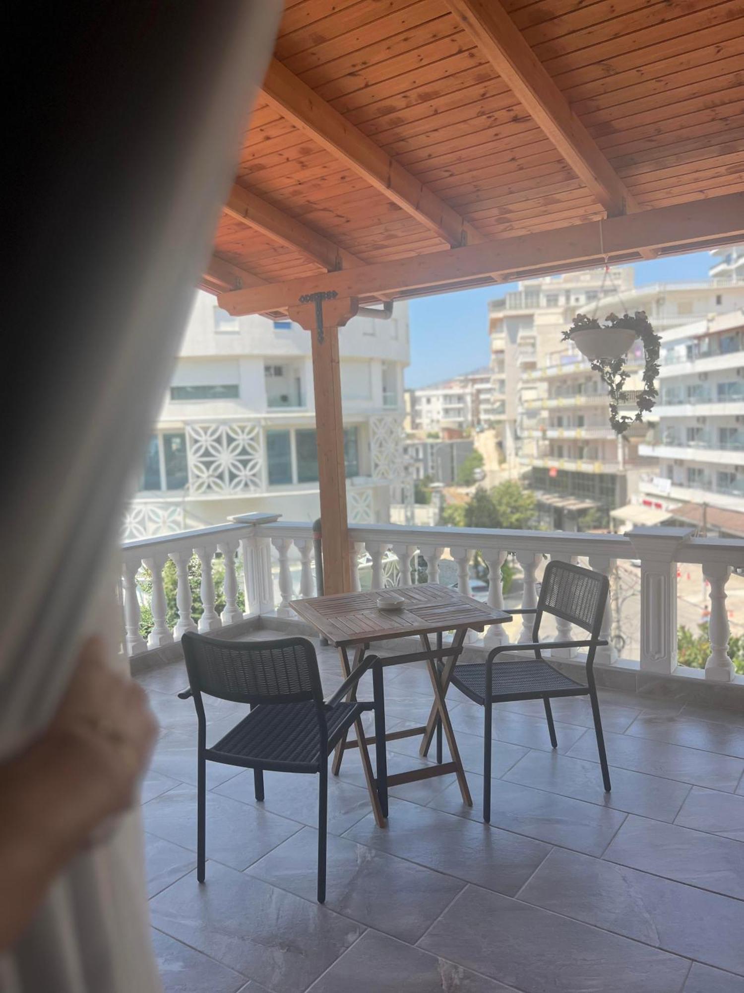 Vila Jon'A ساراندا المظهر الخارجي الصورة